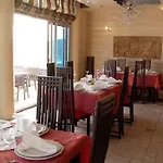 Hotell Frojd - Front