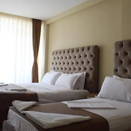 Frojd - Front Otel Shëngjin