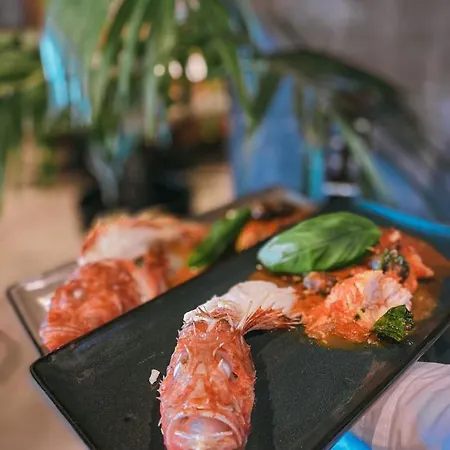 Frojd - Front מלון