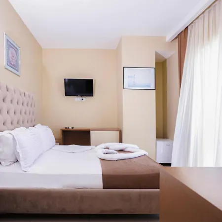 Frojd - Front Otel