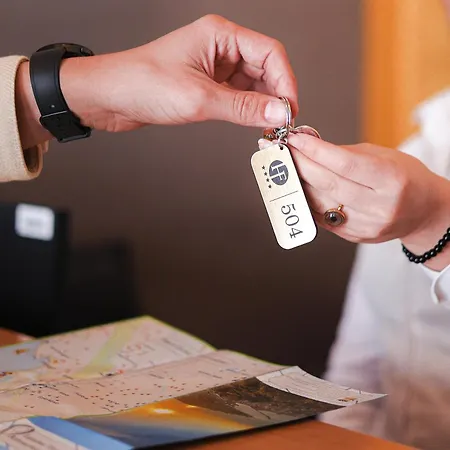 Frojd - Front מלון 4*