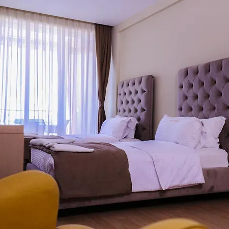 Gjilani Premium 호텔 4*