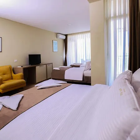 Frojd - Front Otel Shëngjin