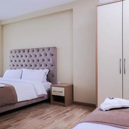 Frojd - Front Otel