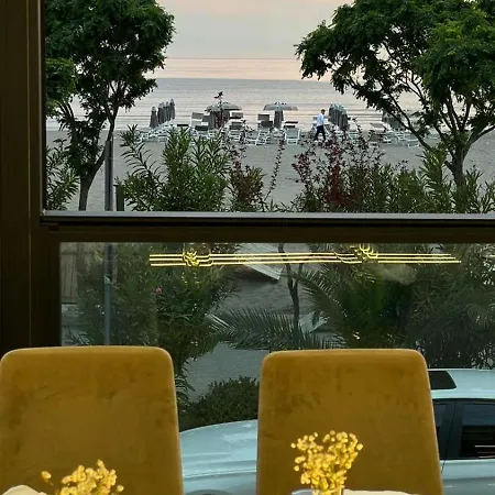 Gjilani Premium 호텔