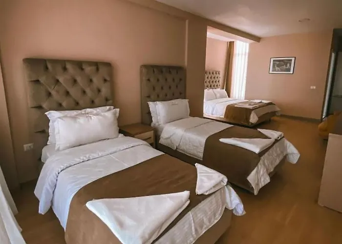 酒店 Frojd - Front