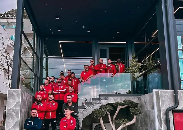 Frojd - Front 酒店