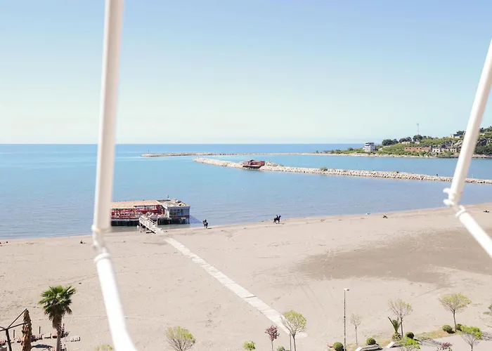 Frojd - Front 酒店