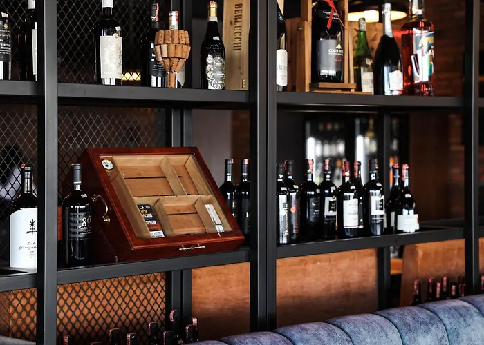 Frojd - Front 酒店 Shëngjin