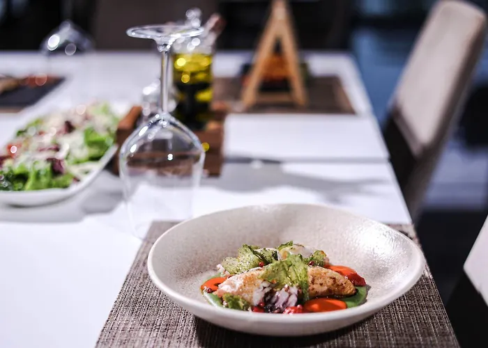 Frojd - Front 4* Shëngjin