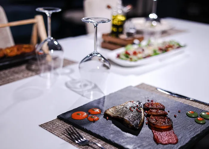 酒店 Frojd - Front